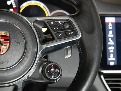 used 2020 Porsche Cayenne car