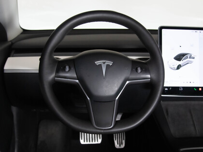 used 2021 Tesla Model 3 car, priced at $25,900