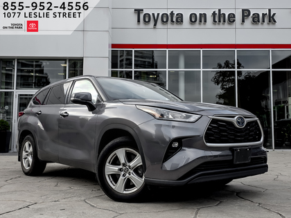 used 2022 Toyota Highlander car, priced at $49,995