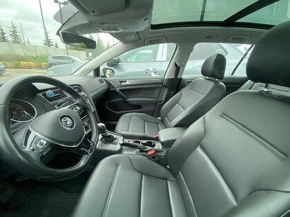 used 2018 Volkswagen Golf SportWagen car, priced at $25,398