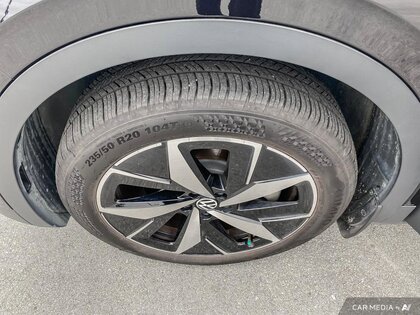 used 2024 Volkswagen ID.4 car, priced at $46,299