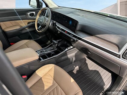 used 2025 Kia Sorento car, priced at $48,702
