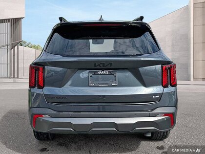 used 2025 Kia Sorento car, priced at $48,702