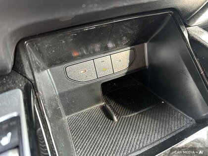used 2025 Kia Sorento car, priced at $48,702