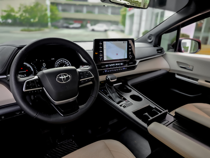 used 2024 Toyota Sienna car, priced at $68,000