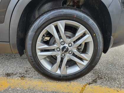 used 2023 Kia Seltos car, priced at $25,995
