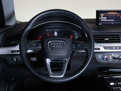 used 2019 Audi Q7 car, priced at $23,900