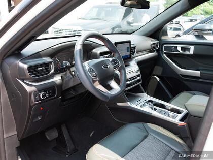 used 2023 Ford Explorer car, priced at $45,154