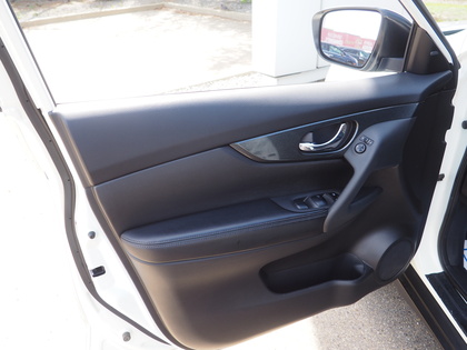 used 2016 Nissan Rogue car, priced at $15,900