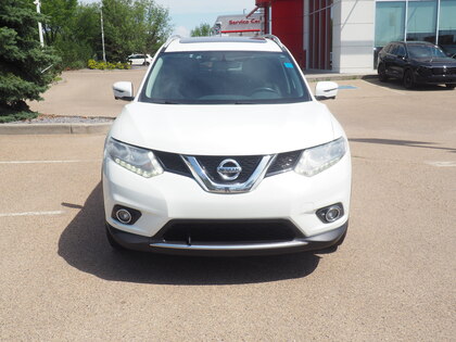 used 2016 Nissan Rogue car, priced at $15,900