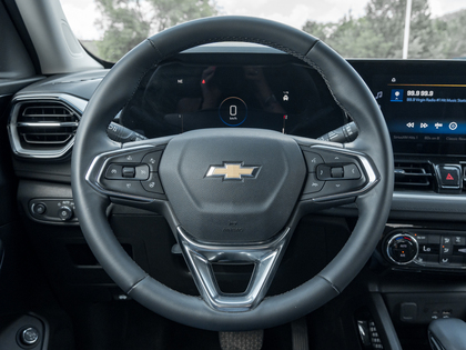 used 2024 Chevrolet TrailBlazer car, priced at $30,993
