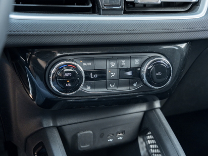 used 2024 Chevrolet TrailBlazer car, priced at $30,993
