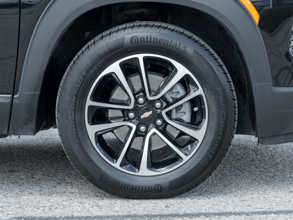 used 2024 Chevrolet TrailBlazer car, priced at $30,993