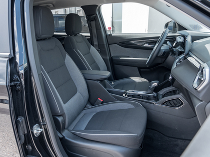 used 2024 Chevrolet TrailBlazer car, priced at $30,993