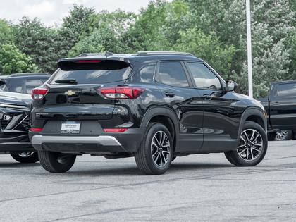 used 2024 Chevrolet TrailBlazer car, priced at $30,993