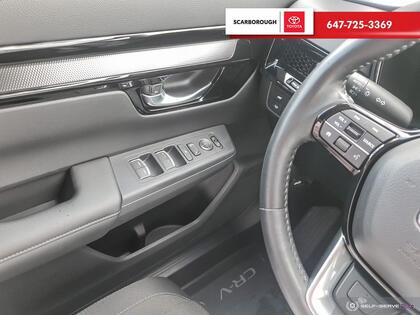 used 2025 Honda CR-V car, priced at $41,995