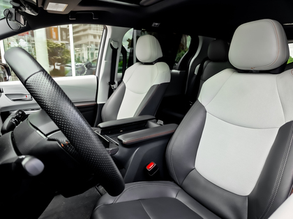 used 2023 Toyota Sienna car, priced at $55,495
