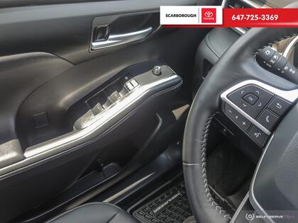 used 2025 Toyota Highlander car, priced at $62,995
