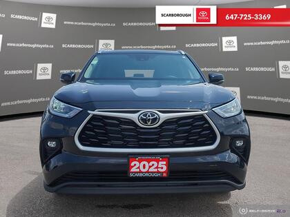 used 2025 Toyota Highlander car, priced at $62,995
