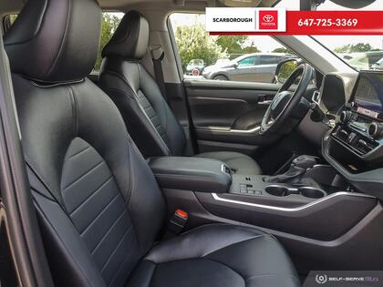 used 2025 Toyota Highlander car, priced at $62,995