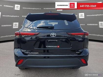 used 2025 Toyota Highlander car, priced at $62,995