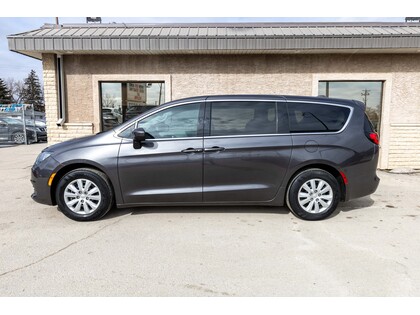 used 2017 Chrysler Pacifica car, priced at $25,988