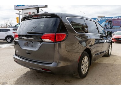 used 2017 Chrysler Pacifica car, priced at $25,988