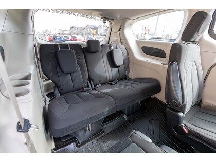 used 2017 Chrysler Pacifica car, priced at $25,988