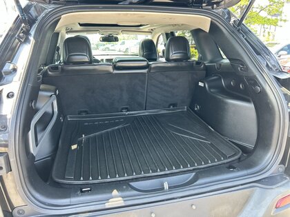 used 2015 Jeep Cherokee car, priced at $16,999