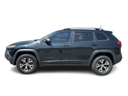 used 2015 Jeep Cherokee car, priced at $16,999