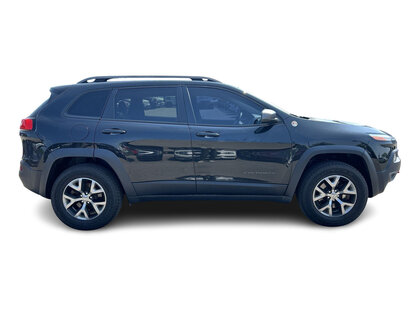used 2015 Jeep Cherokee car, priced at $16,999