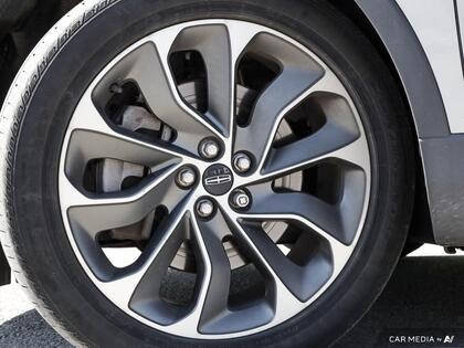 used 2023 Lincoln Nautilus car, priced at $39,591