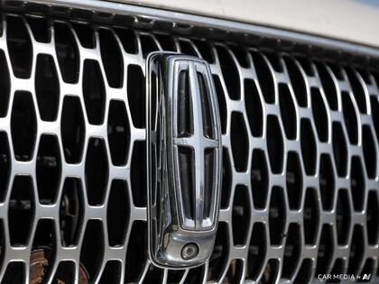 used 2023 Lincoln Nautilus car, priced at $39,591
