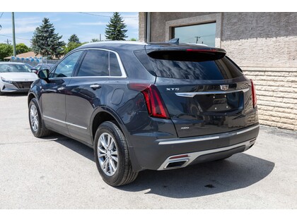 used 2022 Cadillac XT5 car, priced at $31,988