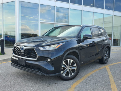 used 2020 Toyota Highlander car, priced at $34,995