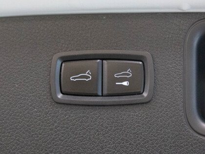 used 2021 Porsche Macan car, priced at $46,900