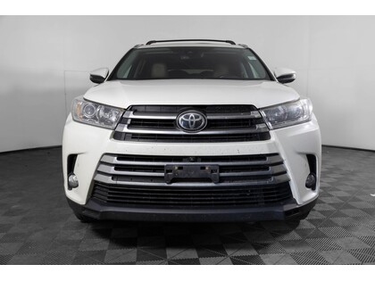 used 2017 Toyota Highlander car, priced at $25,998
