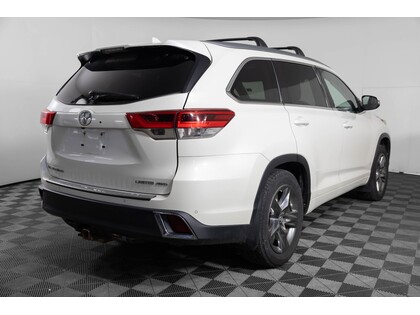 used 2017 Toyota Highlander car, priced at $25,998