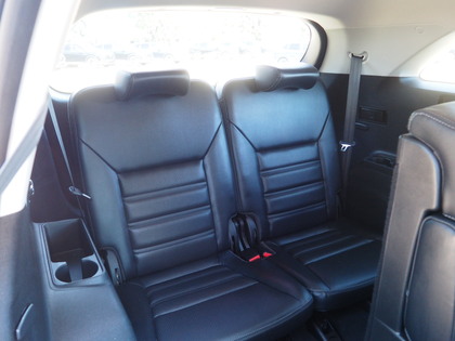 used 2019 Kia Sorento car, priced at $24,900