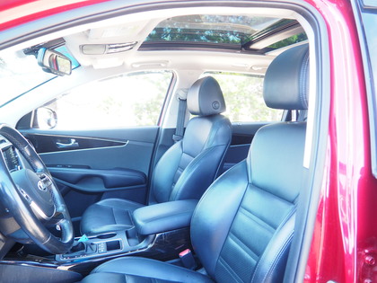 used 2019 Kia Sorento car, priced at $24,900