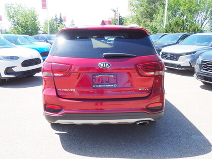 used 2019 Kia Sorento car, priced at $24,900