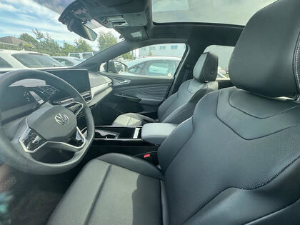 used 2023 Volkswagen ID.4 car, priced at $38,999