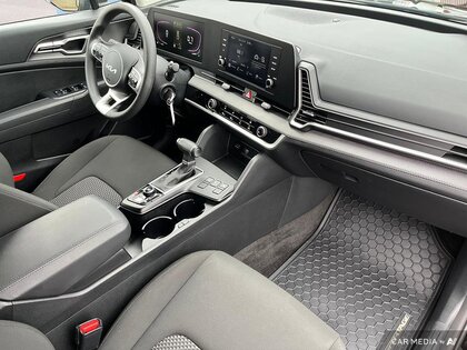 used 2025 Kia Sportage car, priced at $32,998
