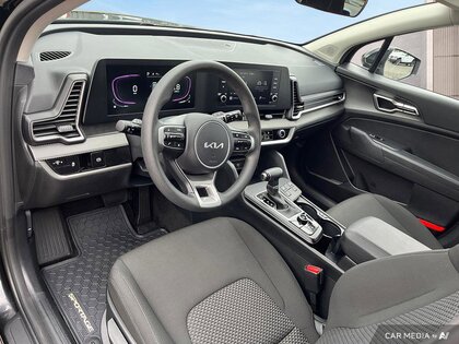 used 2025 Kia Sportage car, priced at $32,998