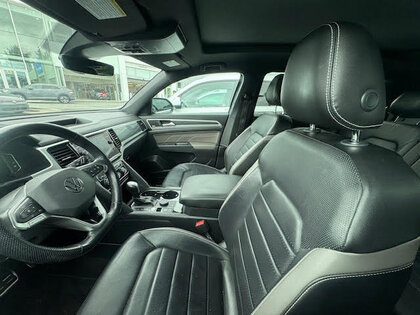 used 2021 Volkswagen Atlas Cross Sport car, priced at $31,491