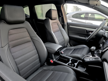 used 2020 Honda CR-V car, priced at $30,495