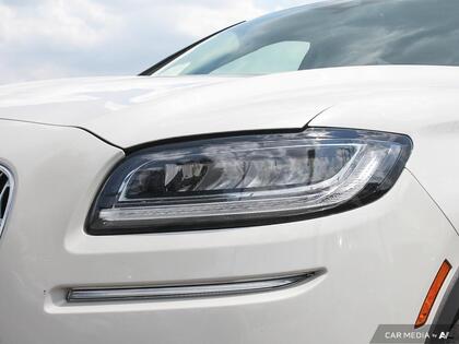 used 2023 Lincoln Nautilus car, priced at $39,200