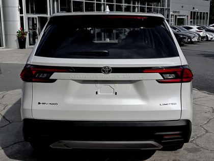 used 2025 Toyota Grand Highlander car, priced at $75,995