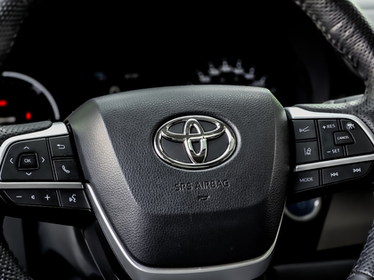 used 2023 Toyota Sienna car, priced at $56,995
