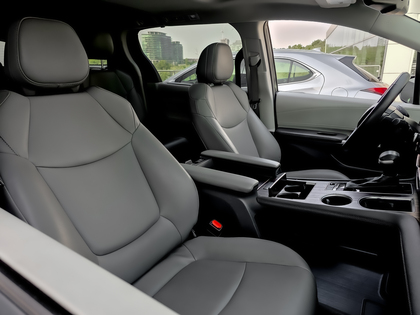 used 2023 Toyota Sienna car, priced at $56,995